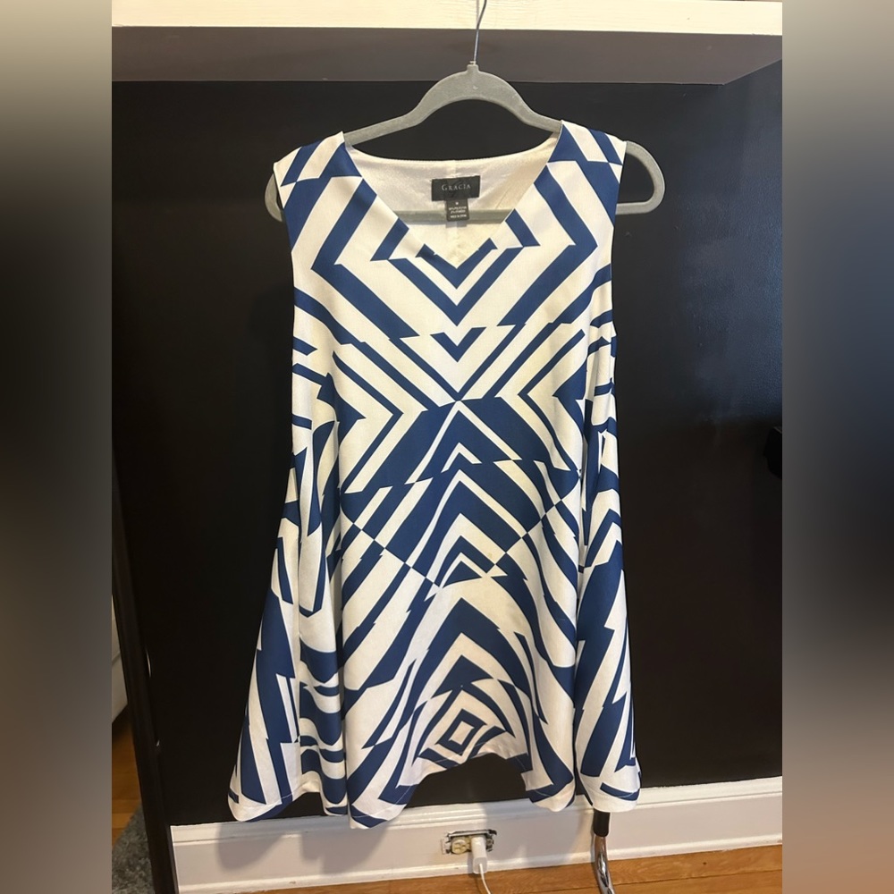 Gracia blue and white dress